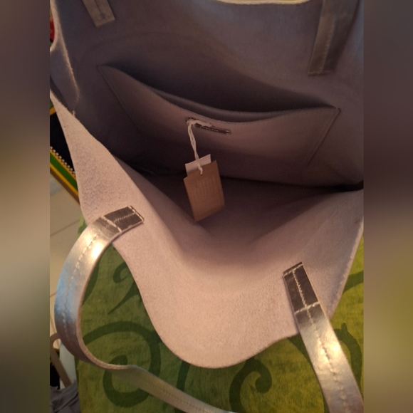 Madewell Shimmering Silver Tote - Picture 4 of 4